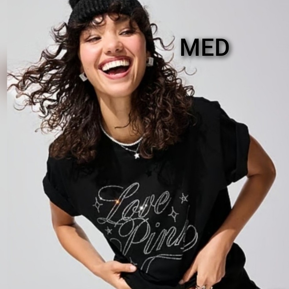 SZ MED VS PINK PURE BLACK DIAMANTE CAMPUS TEE.